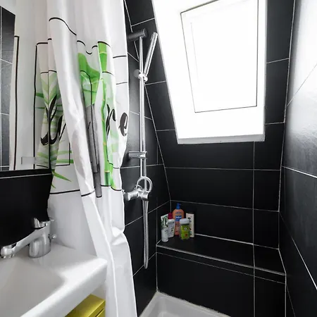 Apartment Bright 1bdr Retreat In 15th