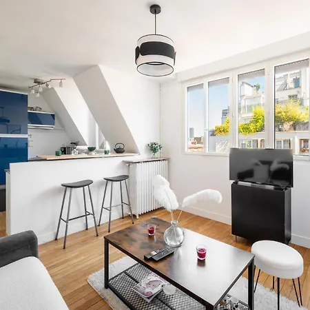 Bright 1bdr Retreat In 15th Apartment