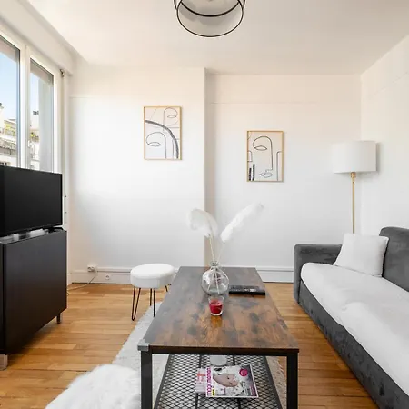 Bright 1bdr Retreat In 15th *